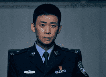 张译新剧《重生之门》定档，王俊凯解锁新角色，剧情人设很带感